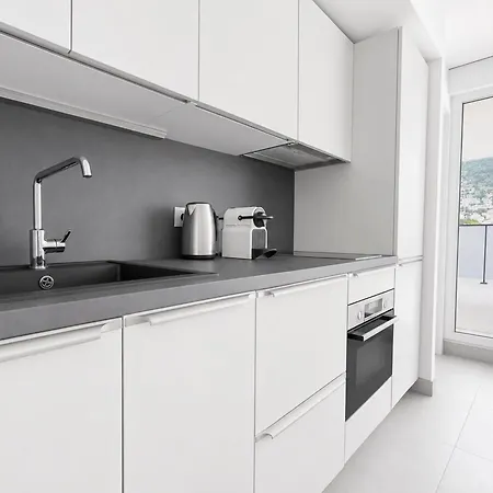 Elegant T2 Avec Piscine & Balcon Panoramique דירה