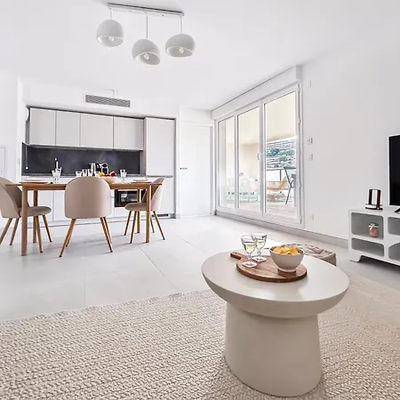 Elegant T2 Avec Piscine & Balcon Panoramique דירה