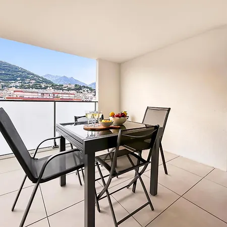 Elegant T2 Avec Piscine & Balcon Panoramique