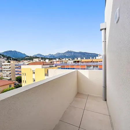 Elegant T2 Avec Piscine & Balcon Panoramique * רוקברון-קאפ-מרט